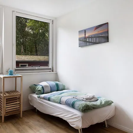 Schoner Greif, Bgl 8 منتزه العطل *