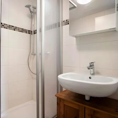 Schoner Greif, Bgl 8 منتزه العطل درانسكي